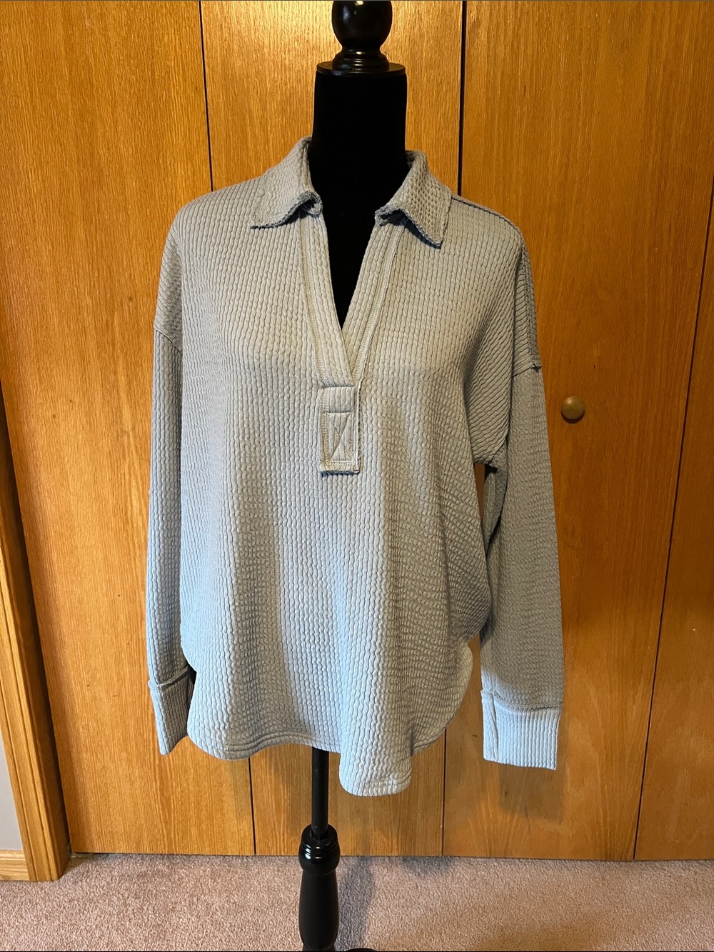 Blu pepper V-neck, long sleeve,waffle weave, lite blue gently worn sz. L